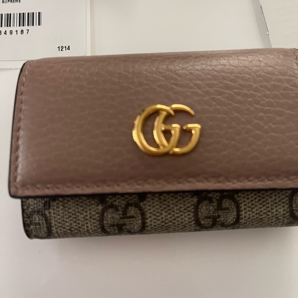 GG Marmont leather key case - Picture 2 of 4